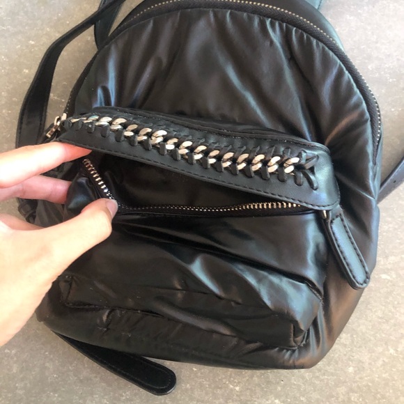 SOLD - Picture 3 of 4